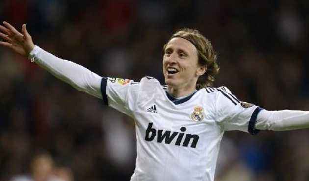 [天下足球]莱万破门 巴塞罗那战胜西班牙人