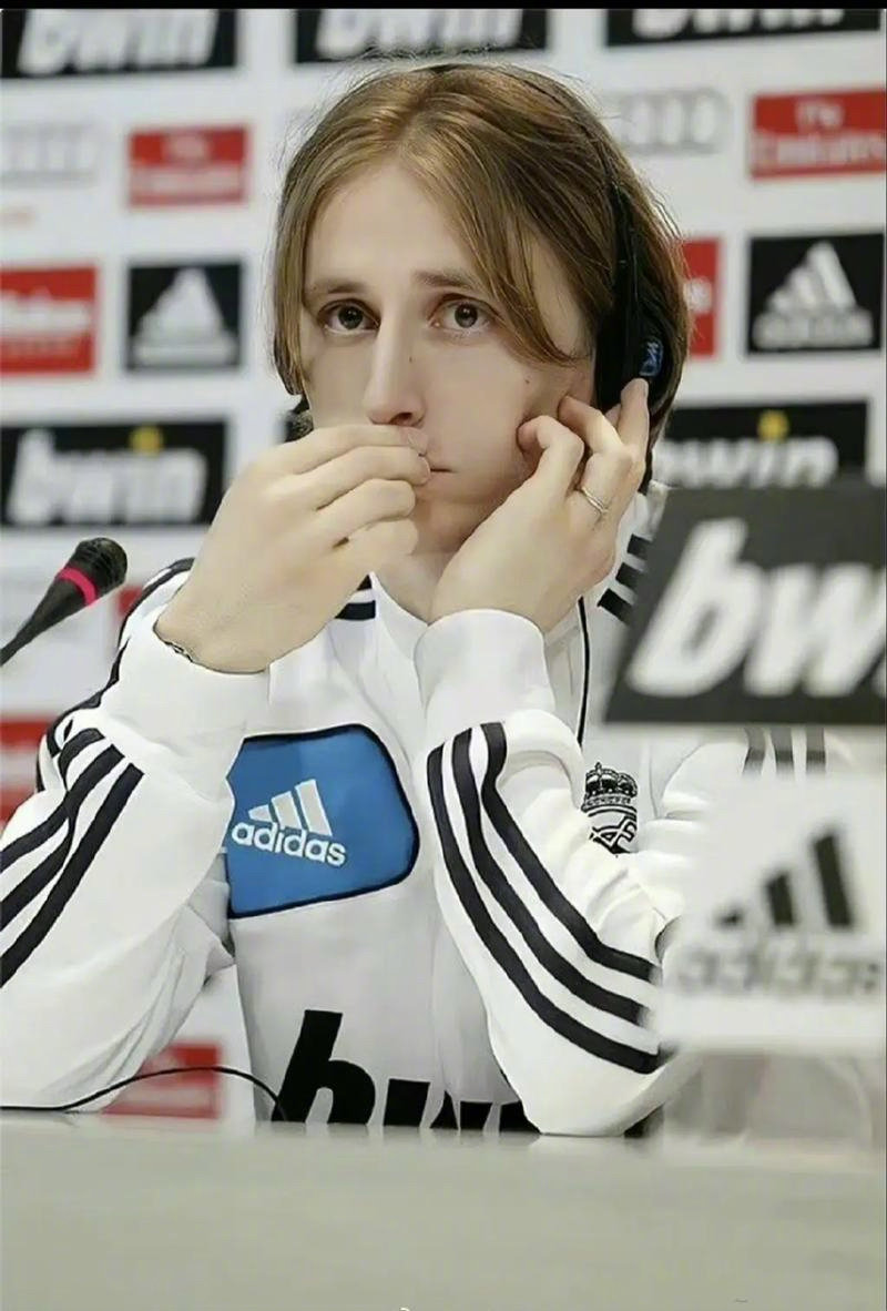 比赛集锦：维罗纳 1-2 帕尔马